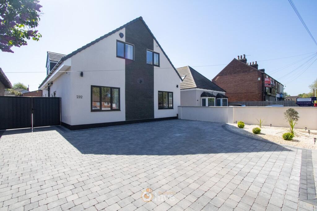 Main image of property: Thorne Road, Wheatley Hills, Doncaster, DN2