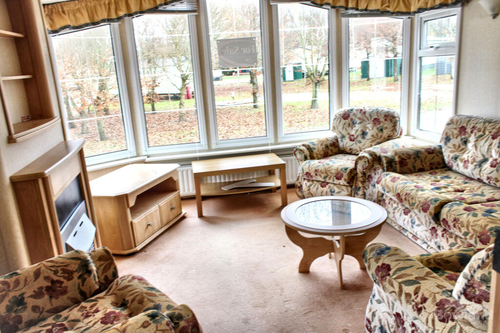 Silverhill Holiday Park, Lutton Gowts PE12 9LQ photo 3