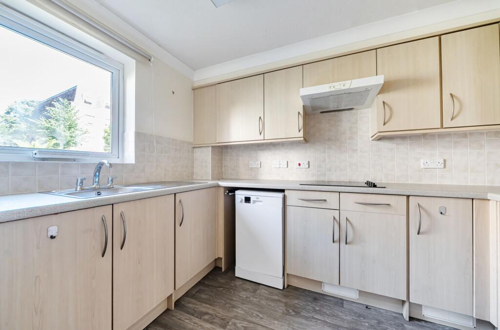 Apartment in Chichester - View 4