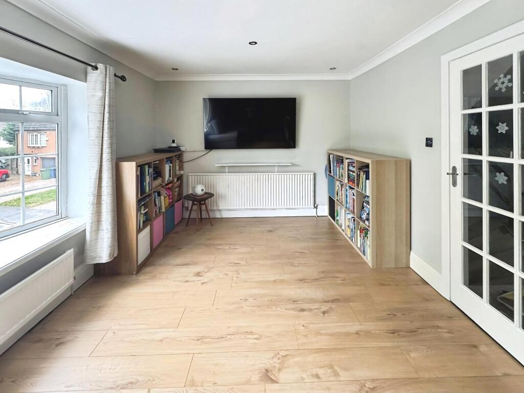 Heyes Leigh, Heyes Drive, Timperley, Altrincham, WA15 – další