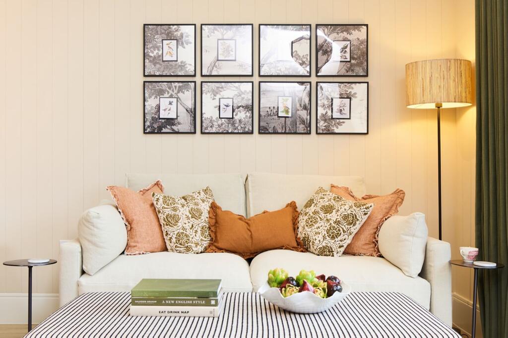 House in Guildford - More