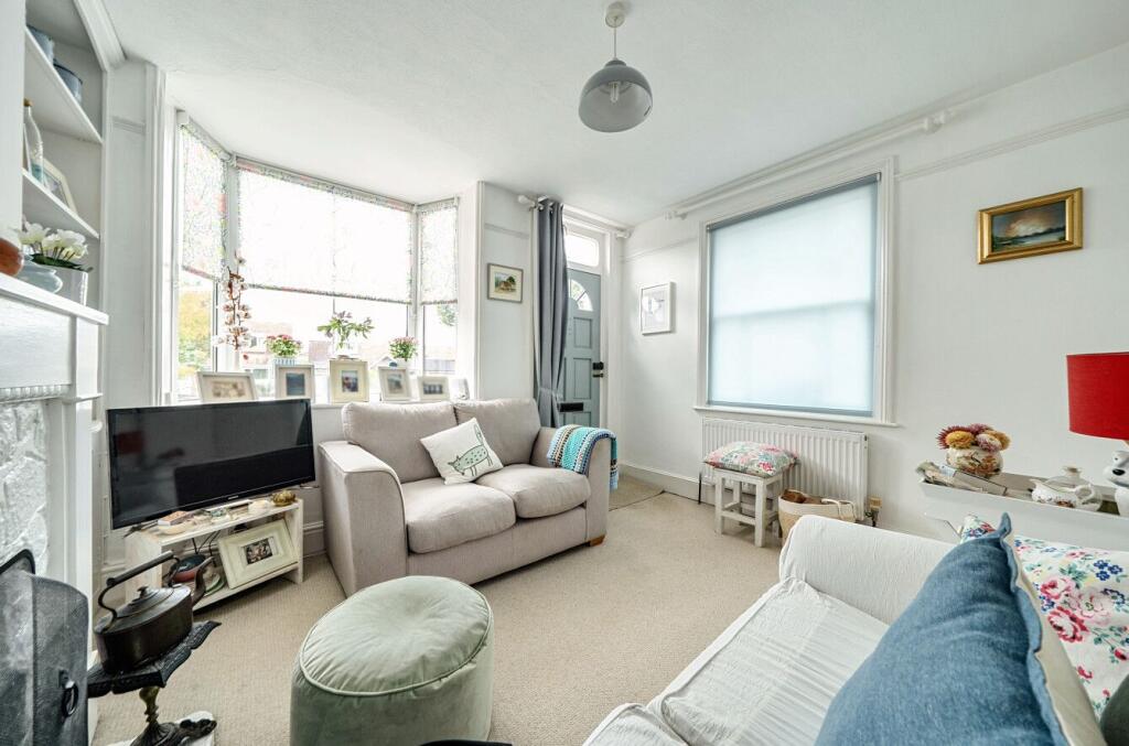House in Tonbridge - View 2