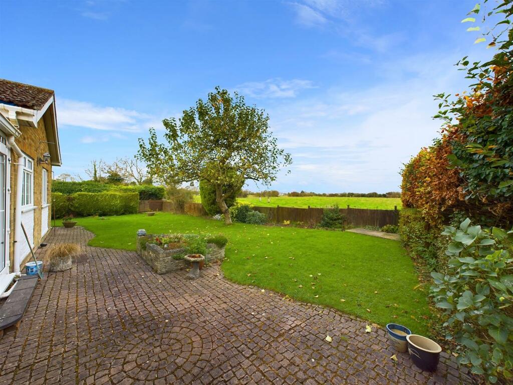 Saltfleet Road, Theddlethorpe, Mablethorpe photo 4