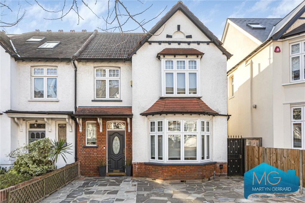 Main image of property: Stanhope Avenue, London, N3
