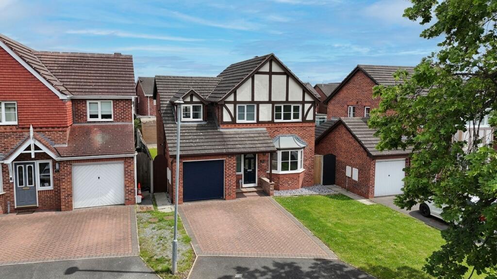4-bed detached on Allman Close, Crewe, CW1, £375,000