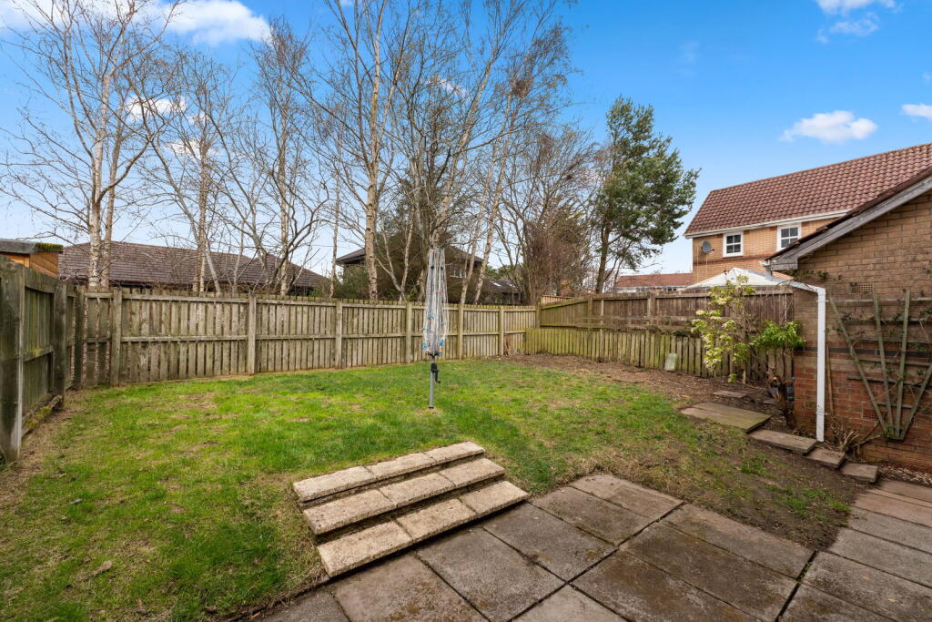 Cornfield Place, Livingston, EH54 6TE - View 2