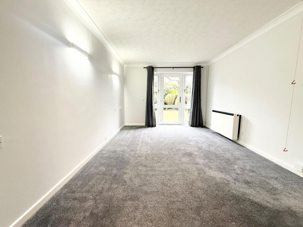 Liddiard Court, Belfry Drive, Wollaston, DY8 3SD photo 3