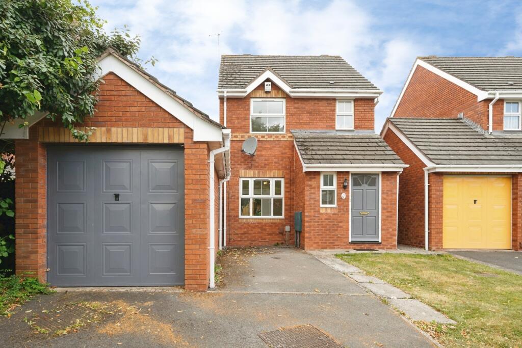 Main image of property: Topham Avenue, Worcester, Worcestershire, WR4