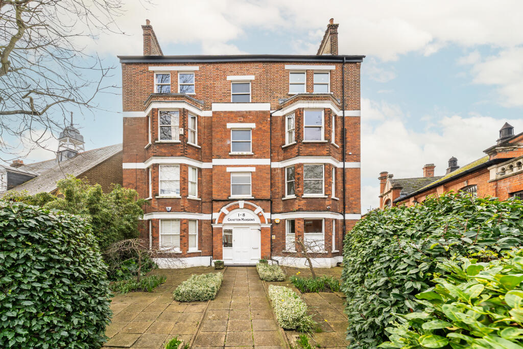 Main image of property: 70 Venn Street, London, SW4