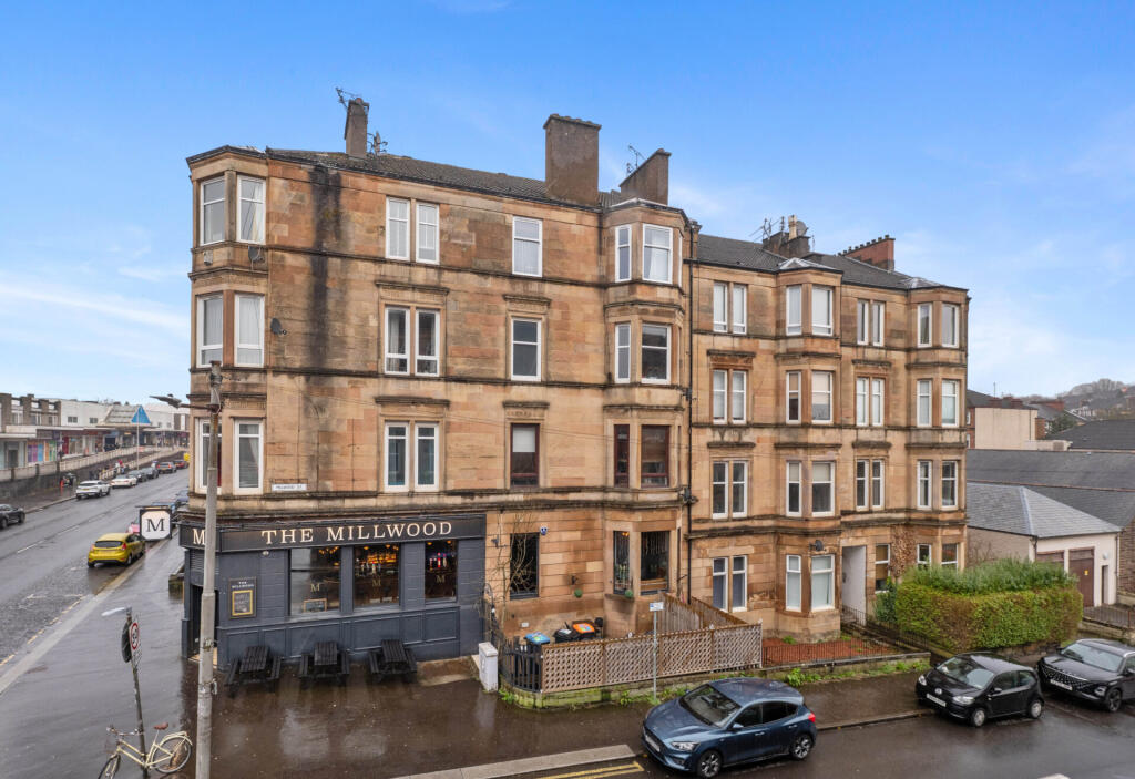 Main image of property: 1/2, 11 Millwood Street, Shawlands, G41 3JY