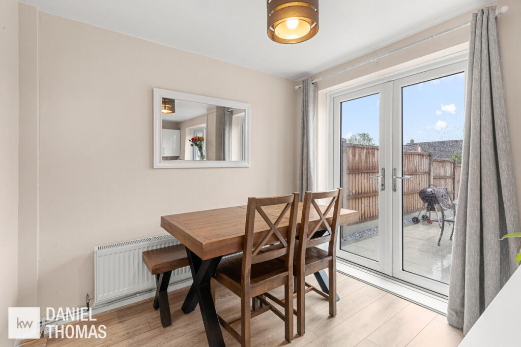 House in Enfield - View 4