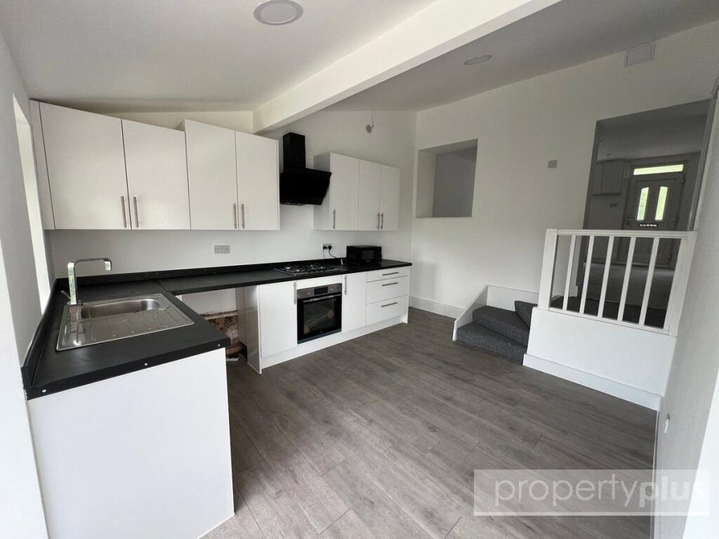 Main image of property: Collenna Road, Tonyrefail, Rhondda Cynon Taff, CF39