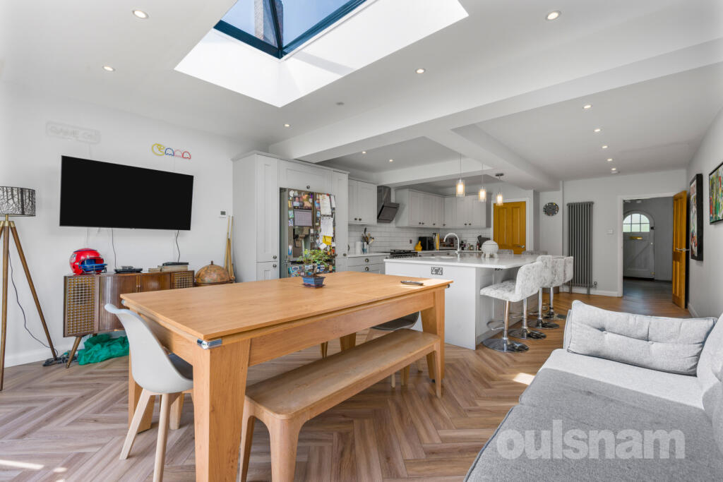 House in Birmingham, Masefield, Northfield - View 3