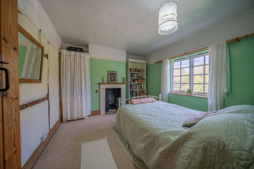 House in Hereford, Herefordshire - View 5