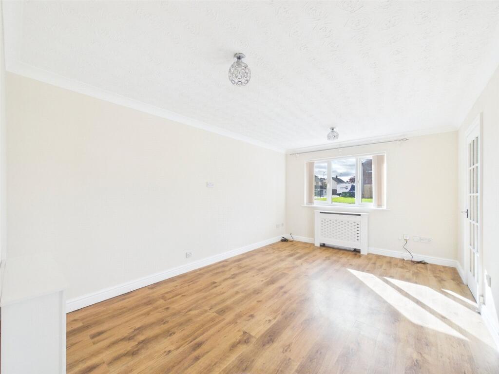 House in Worcester - View 2