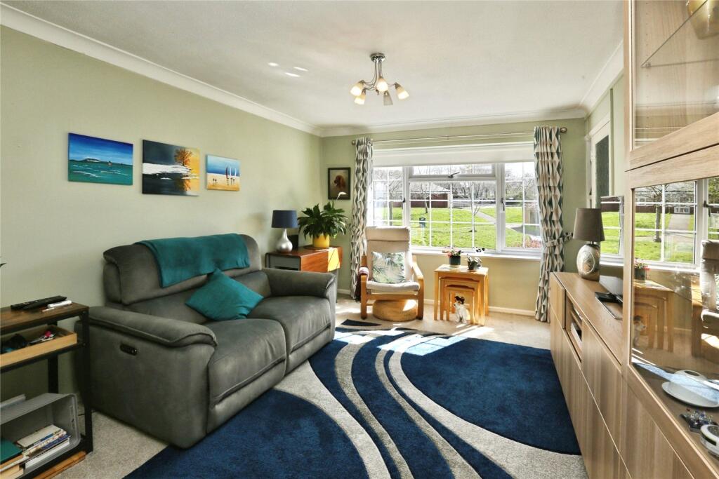 Summerfields, Locks Heath, Southampton, Hampshire, SO31 - View 5