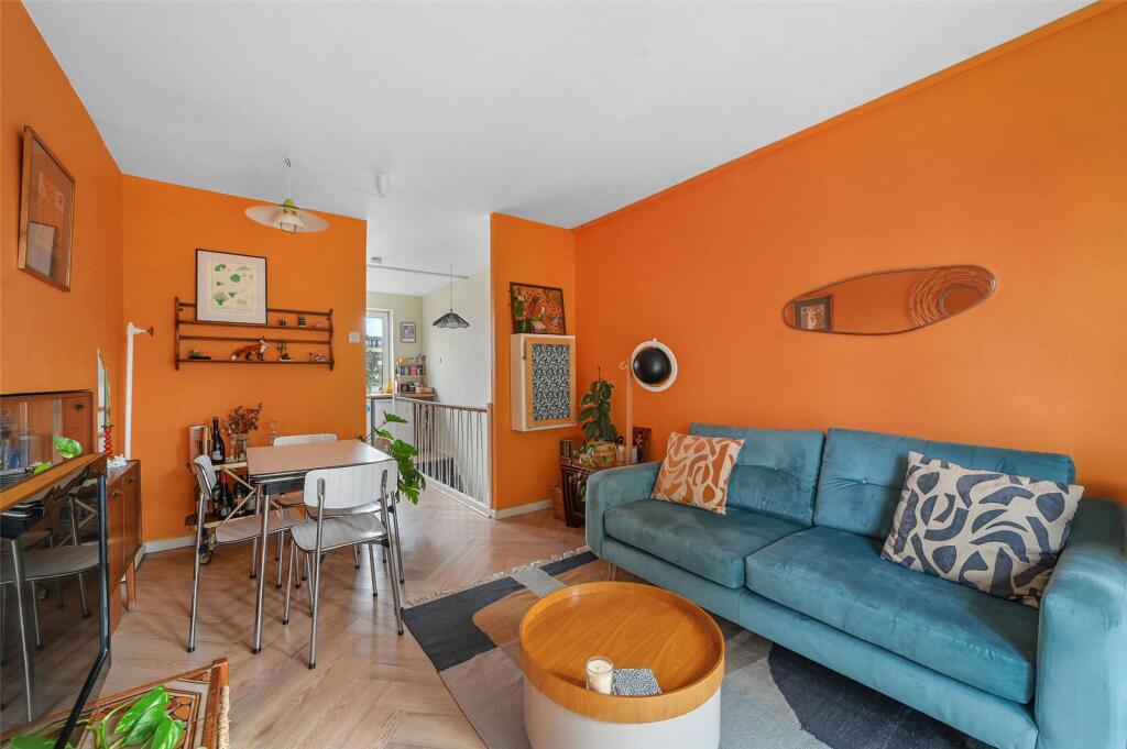 Apartment in London - View 2
