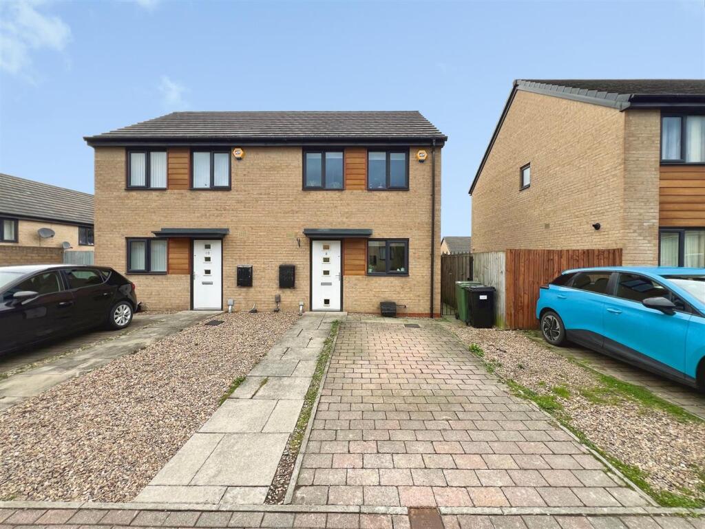 Main image of property: Far Park Drive, Bradford, BD10 0AT