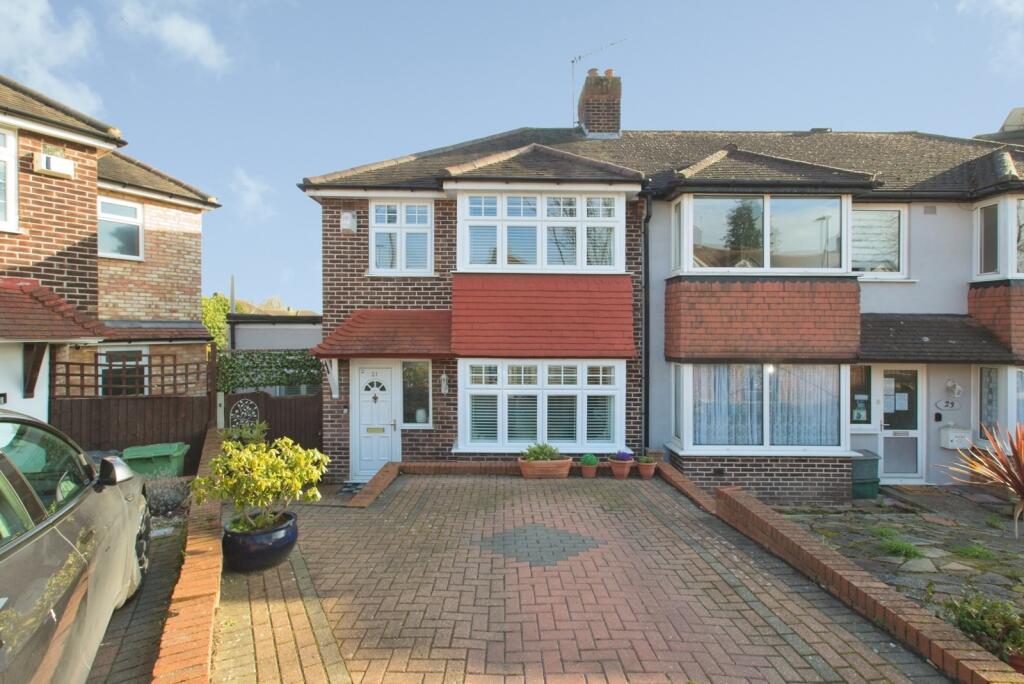 Main image of property: Combeside, London, SE18