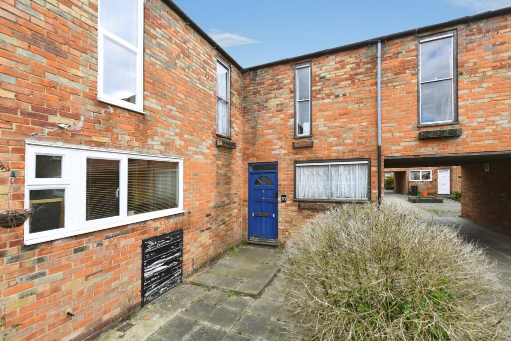 Main image of property: Arabis Place, Basildon, Essex, SS15