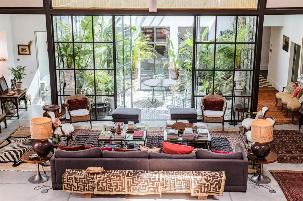Main image of property: Premium Loft, Alcântara, Lisboa, Portugal, 1300