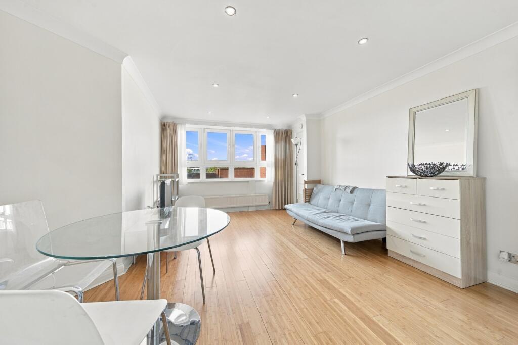 Apartment in London - View 3