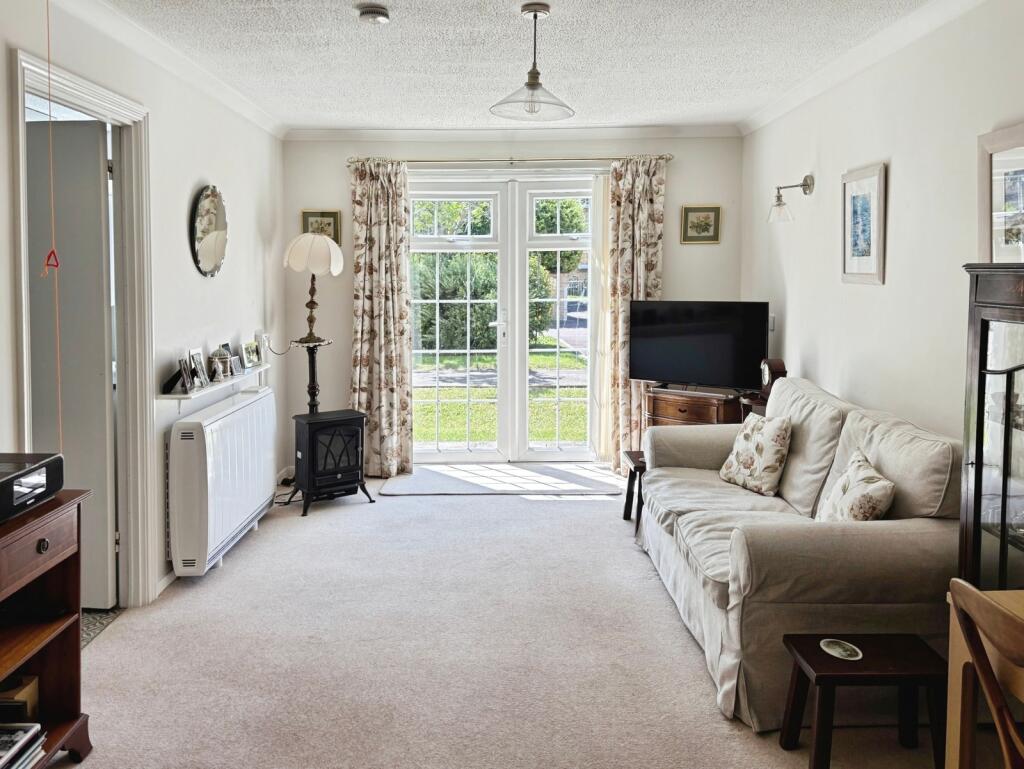 Apartment in Cheltenham, Ryeworth Road Allotments, Charlton Kings - View 2