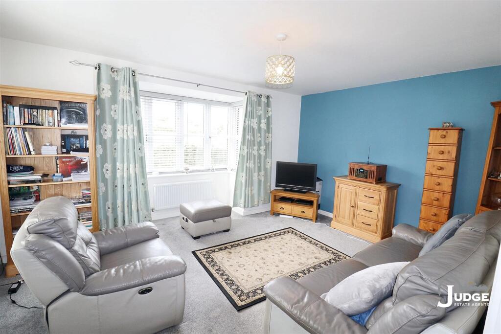Woolden Way, Anstey, Leicester photo 3
