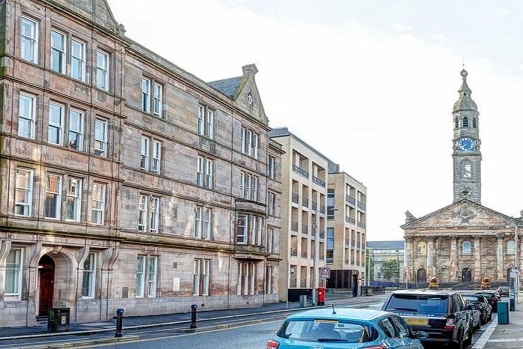 Main image of property:  21, St Andrews Court, Apartment 0-19, Saltmarket, Glasgow, G15PA