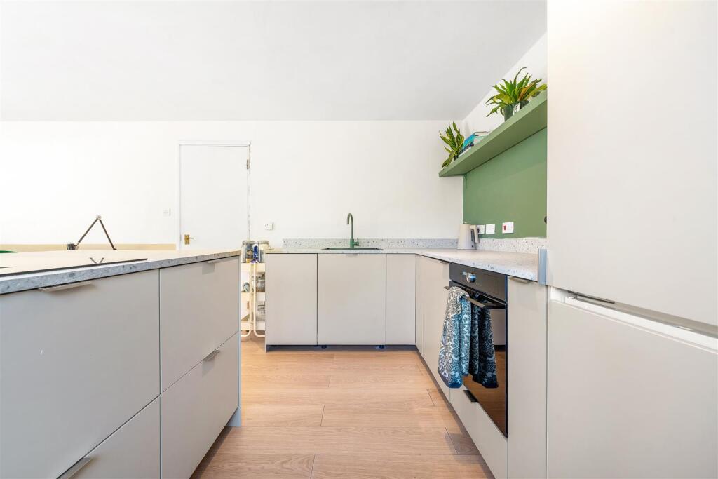 Main image of property: Darlington Road, London, SE27
