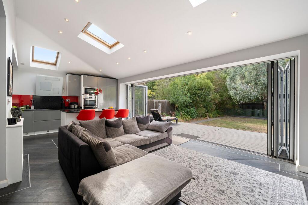 House in Kingston upon Thames - View 3