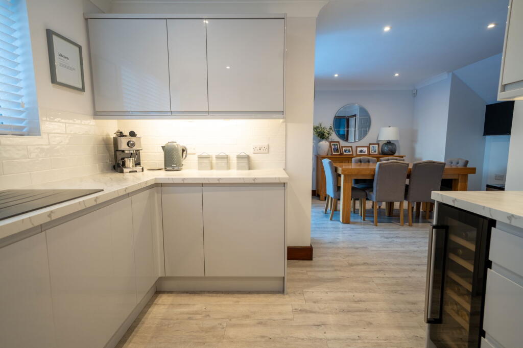 8, Wiggs Acre, Barnby, Beccles, NR34 7QU photo 4