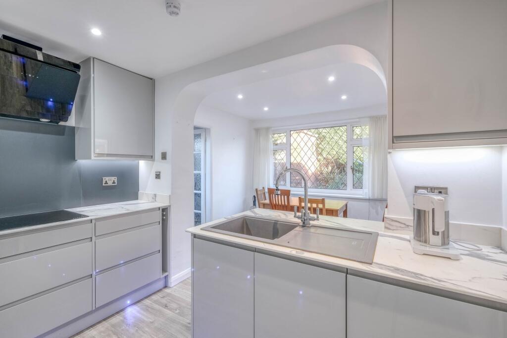 Additional image 4 of Radway Close, Redditch, B98