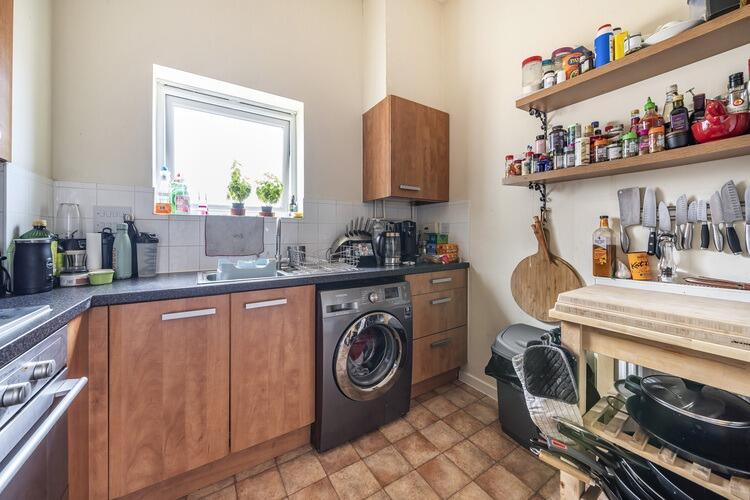 Thorney House, Reading, Berkshire, RG2 photo 4