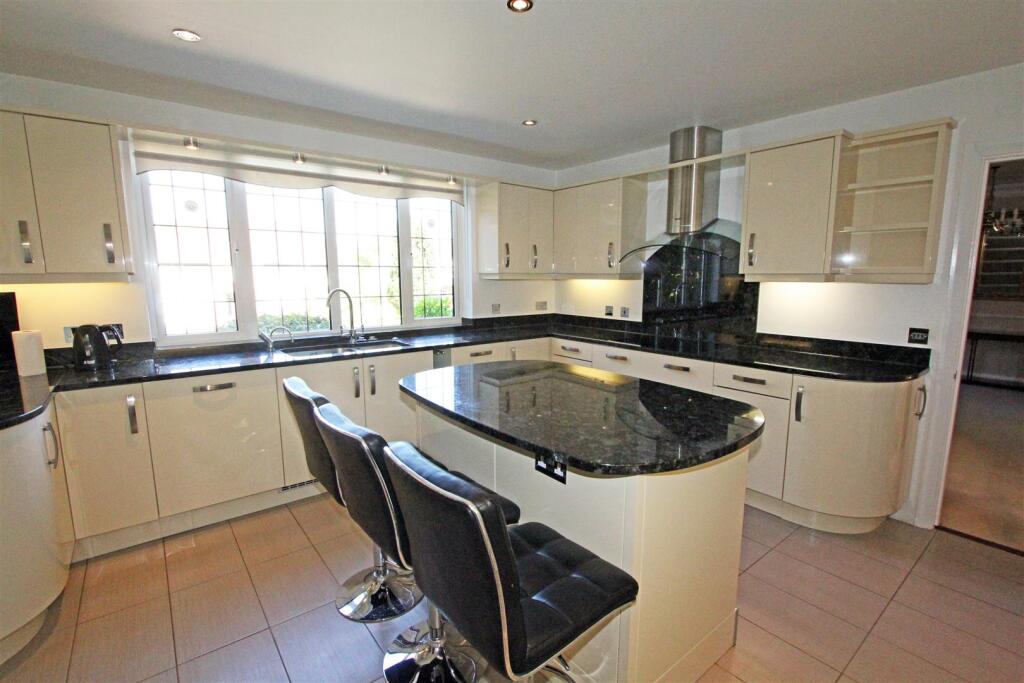 Additional image 12 of Brookmans Avenue, Brookmans Park