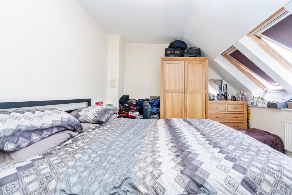 196 Watford Road, Wembley, HA0 photo 2