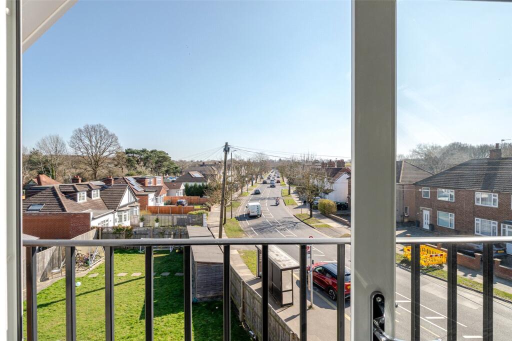 Apartment in London, Blackbrook, Southborough - View 4