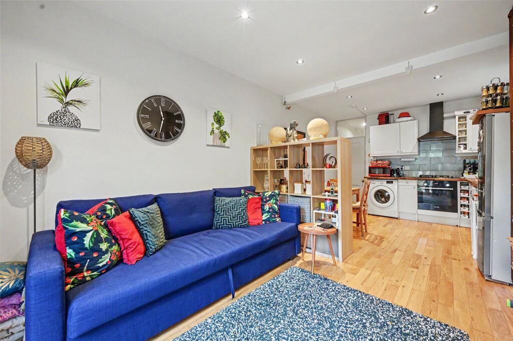 Apartment in London, Brondesbury Park, Brondesbury - View 5