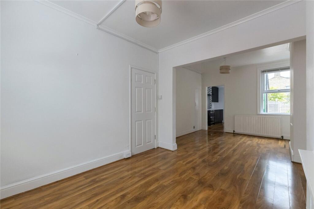 House in Cambridge, Romsey - View 5