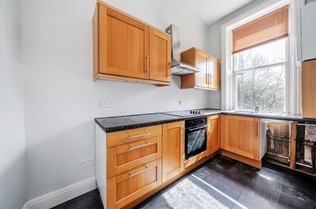 Apartment in Leeds, Park Villas, Roundhay - More