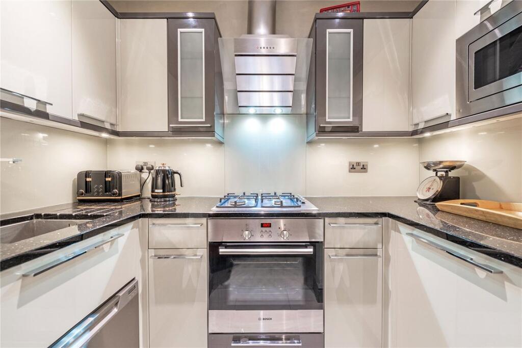 Apartment in London - View 4