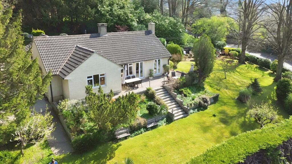 Main image of property: Walkley Hill, Stroud