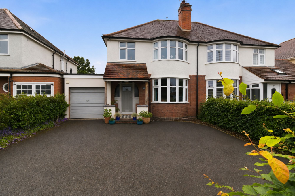 Main image of property: Hallow Road, Worcester, WR2