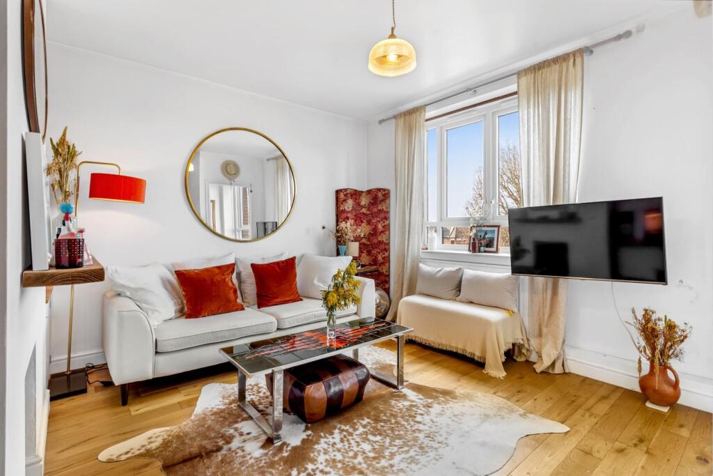 Main image of property: Clapton Terrace, London, E5