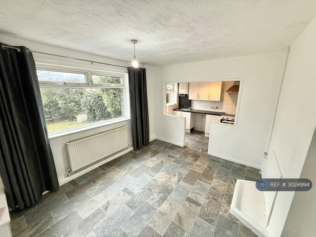 House in Bradford - View 3