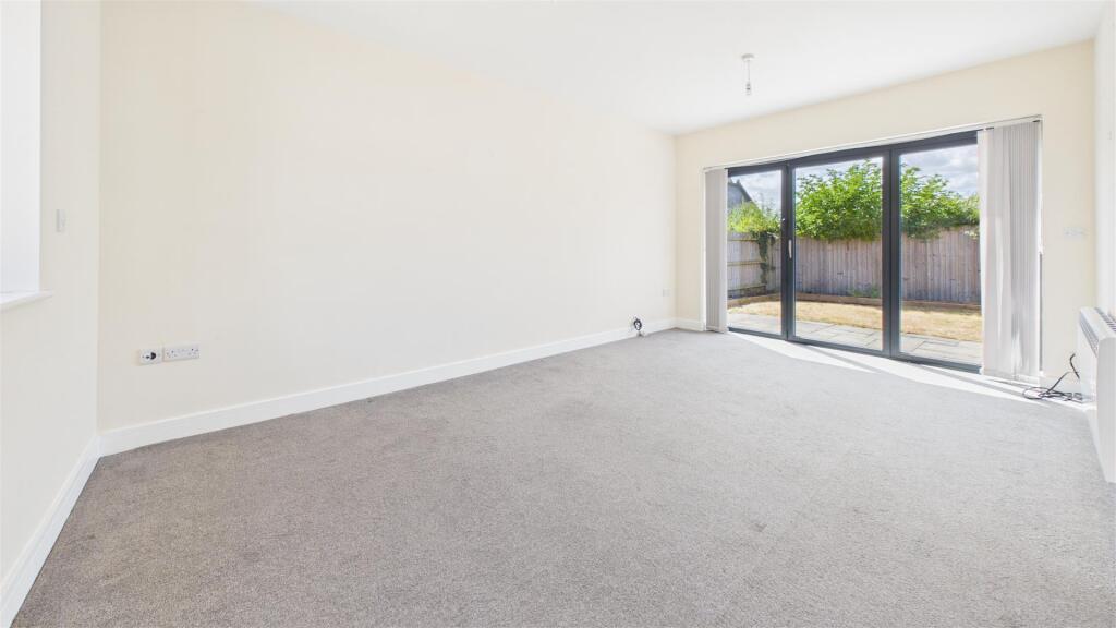 House in Nottingham - View 3