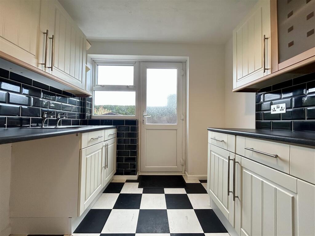 Additional image 3 of Wicklow Close, Halesowen