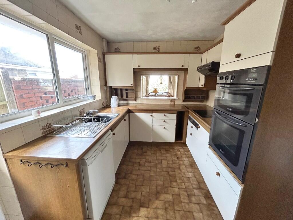 Alderdale Avenue, Ainsdale, Merseyside, PR8 - More