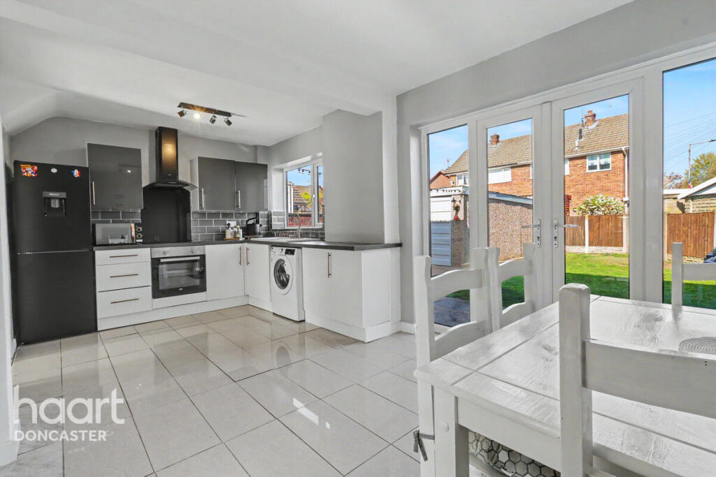 House in Doncaster, South Yorkshire - View 3