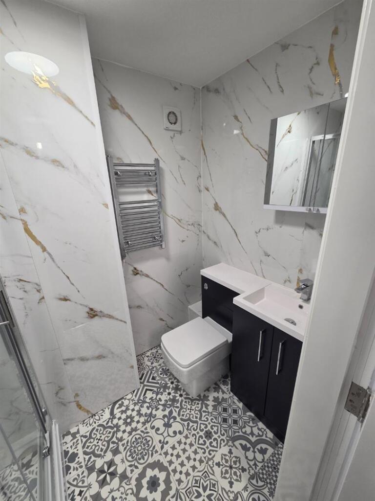 Apartment in Derby - View 5